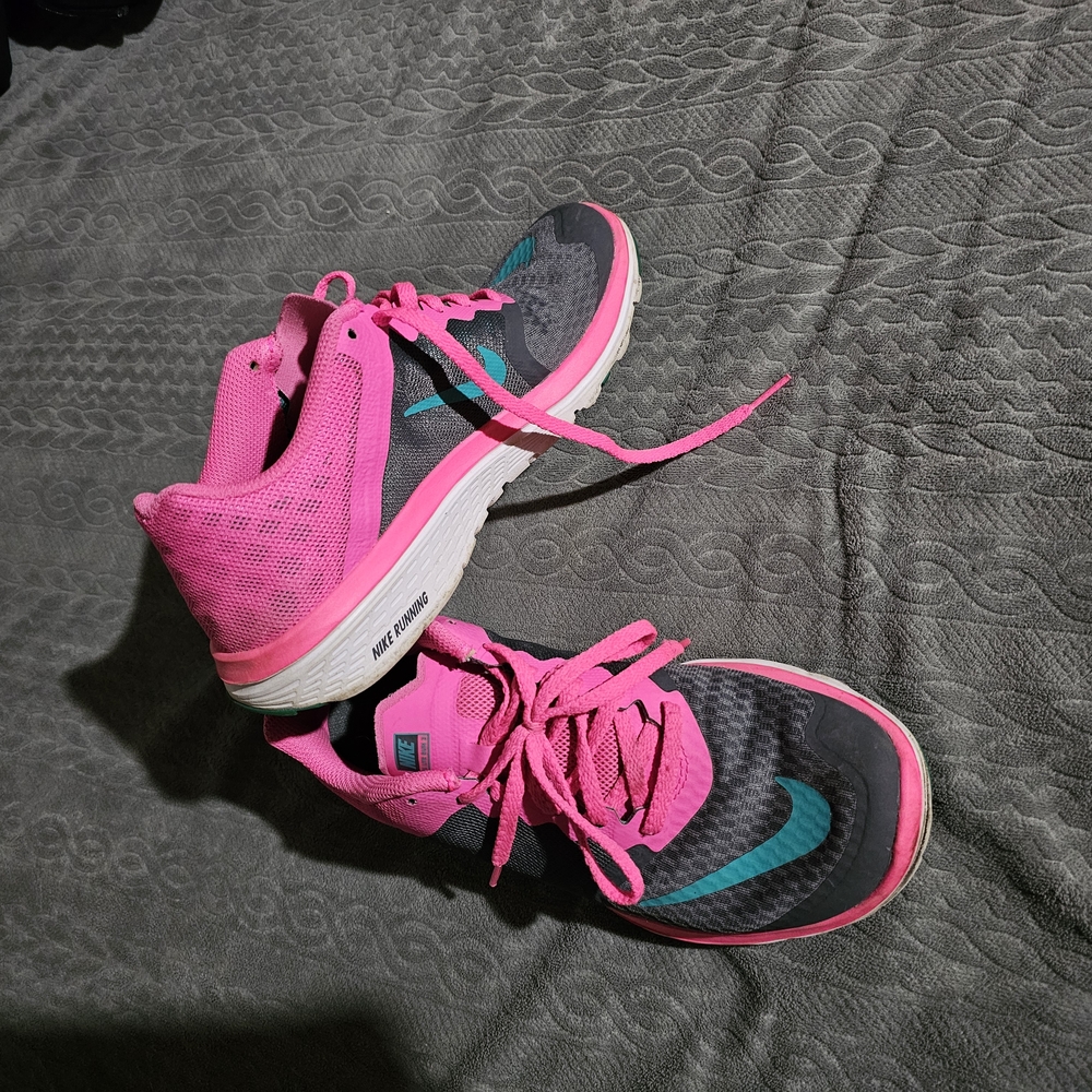 Nike Pink and Gray Running Shoes